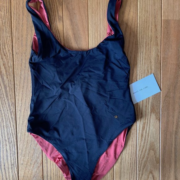 Scoop Neck One Piece Swimsuit - Picture 1 of 13